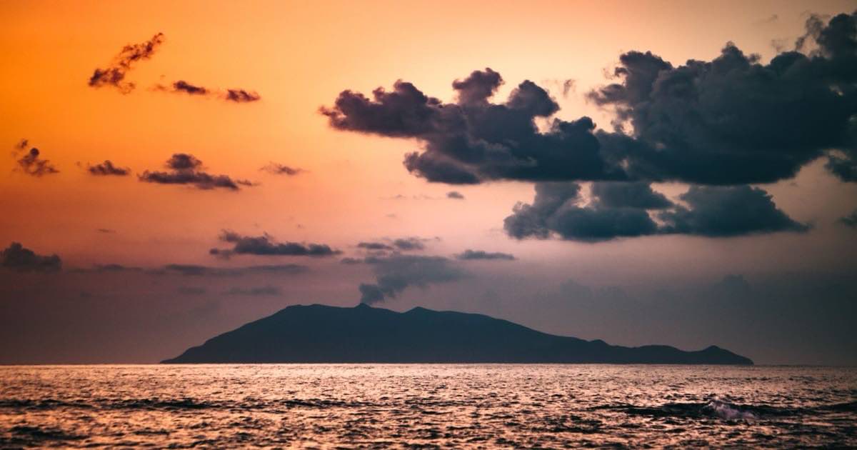 屋久島の夕暮れ