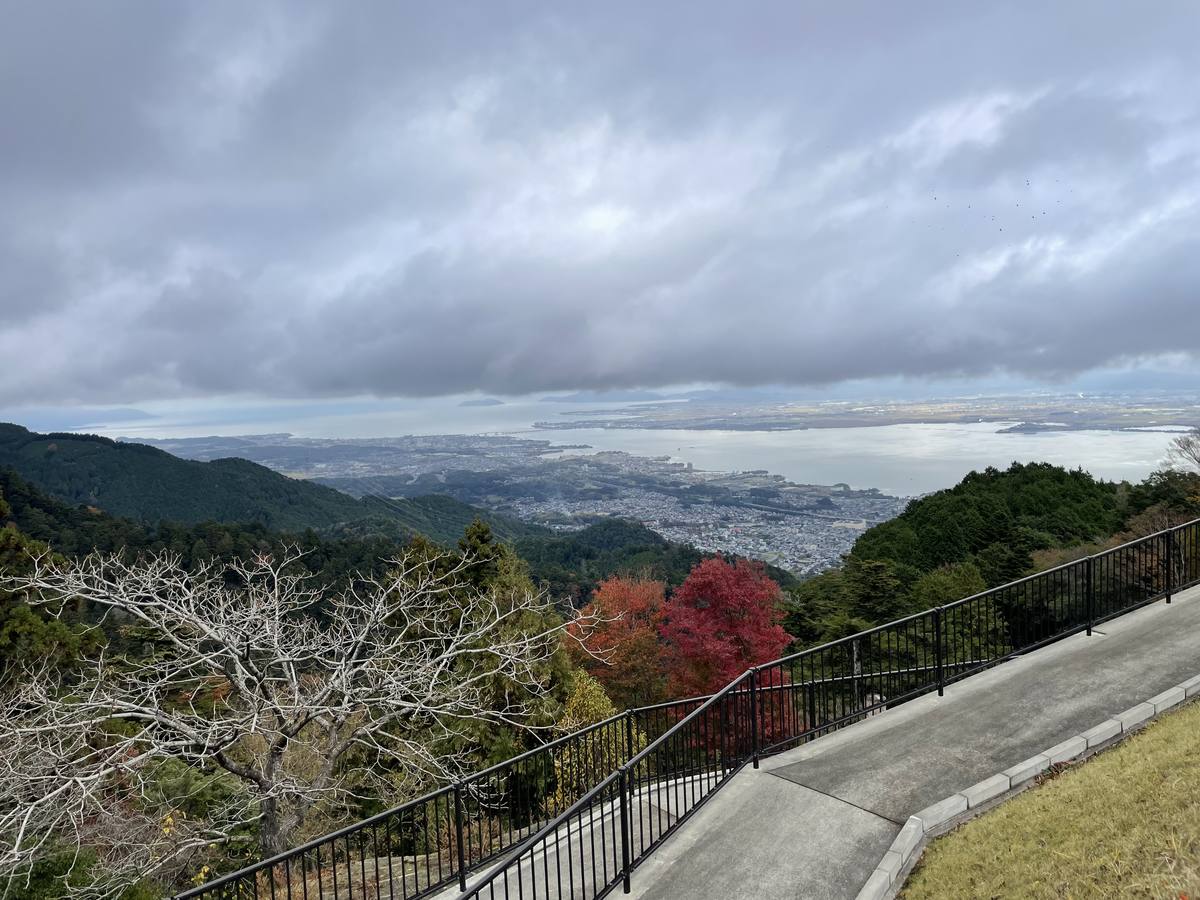 比叡山から見た琵琶湖と大津の街